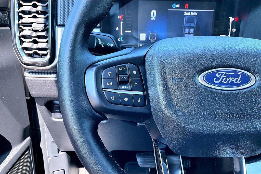 Certified 2025 Ford Ranger XLT w/ Technology Package AWD/4WD image 19