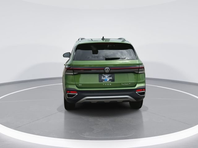 New 2026 Volkswagen Taos SE AWD/4WD image 3