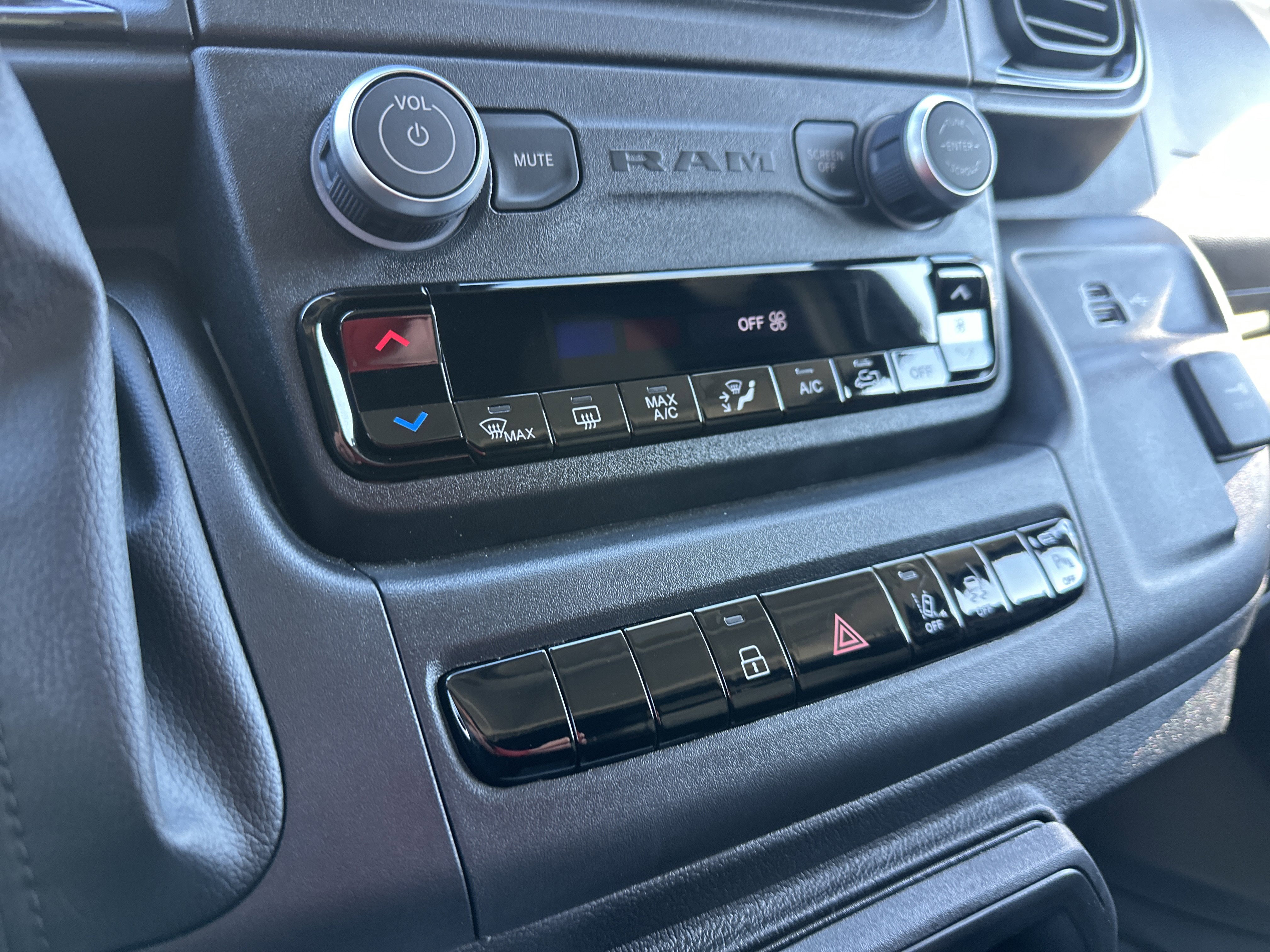 New 2026 RAM ProMaster 2500 w/ Safety Group image 5