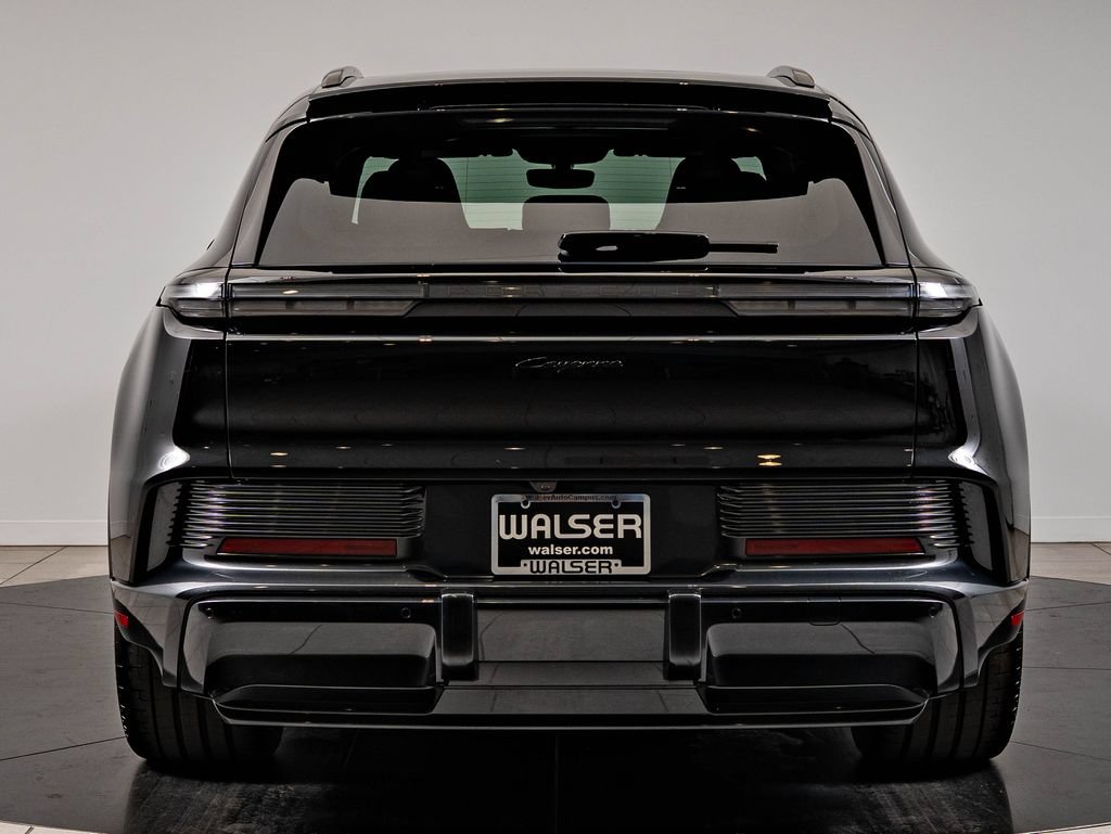 New 2026 Porsche Cayenne Electric AWD/4WD image 7