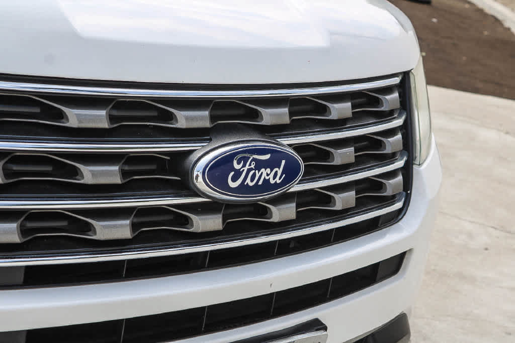 Used 2016 Ford Explorer FWD image 11