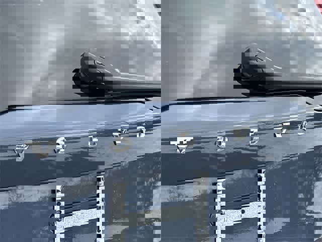 Used 2025 Volvo XC90 B6 Ultra image 30