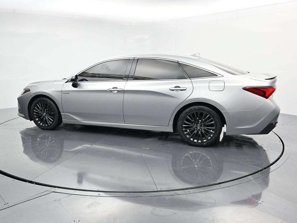 Used 2020 Toyota Avalon XSE FWD image 5