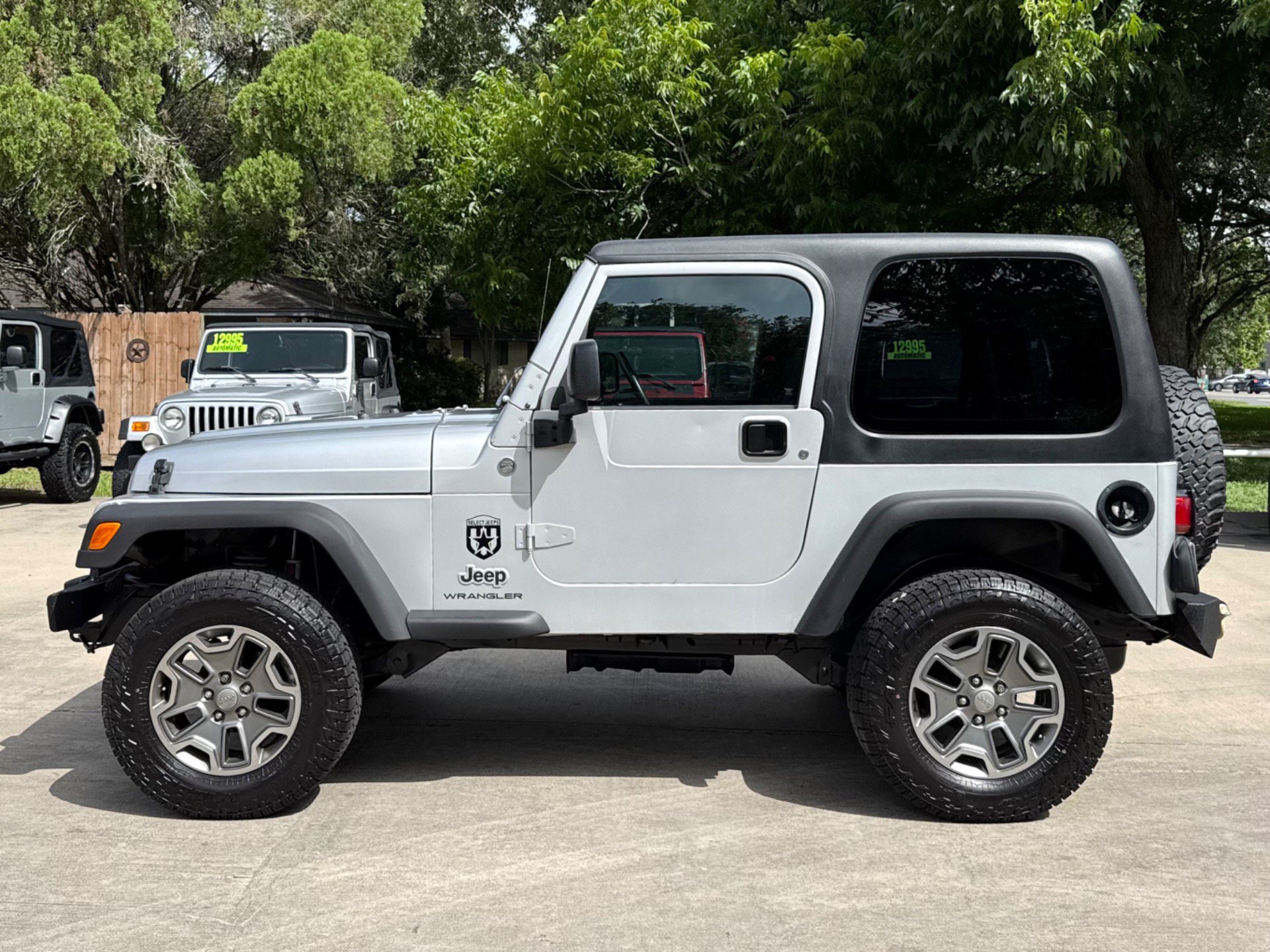 Used 2006 Jeep Wrangler X AWD/4WD image 11