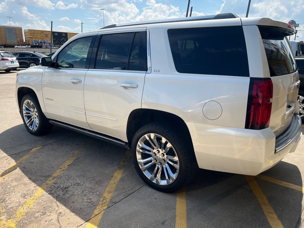 Used 2015 Chevrolet Tahoe LTZ RWD image 4