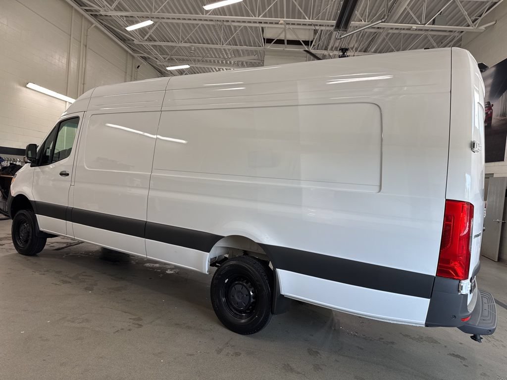 New 2025 Mercedes-Benz Sprinter 2500 image 3