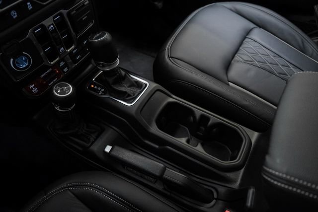 Used 2025 Jeep Gladiator Rubicon w/ Safety Group AWD/4WD image 69