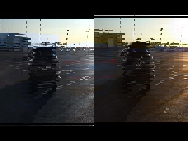 Used 2022 Hyundai Santa Fe SE w/ Cargo Package image 7