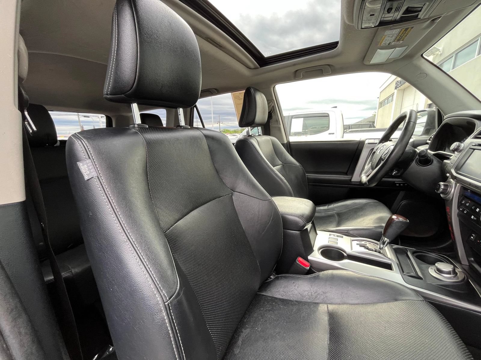 Used 2014 Toyota 4Runner Limited AWD/4WD image 29