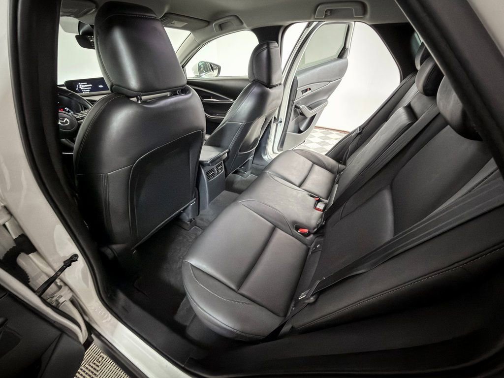 Used 2022 MAZDA CX-30 AWD 2.5 S w/ Select Package image 22