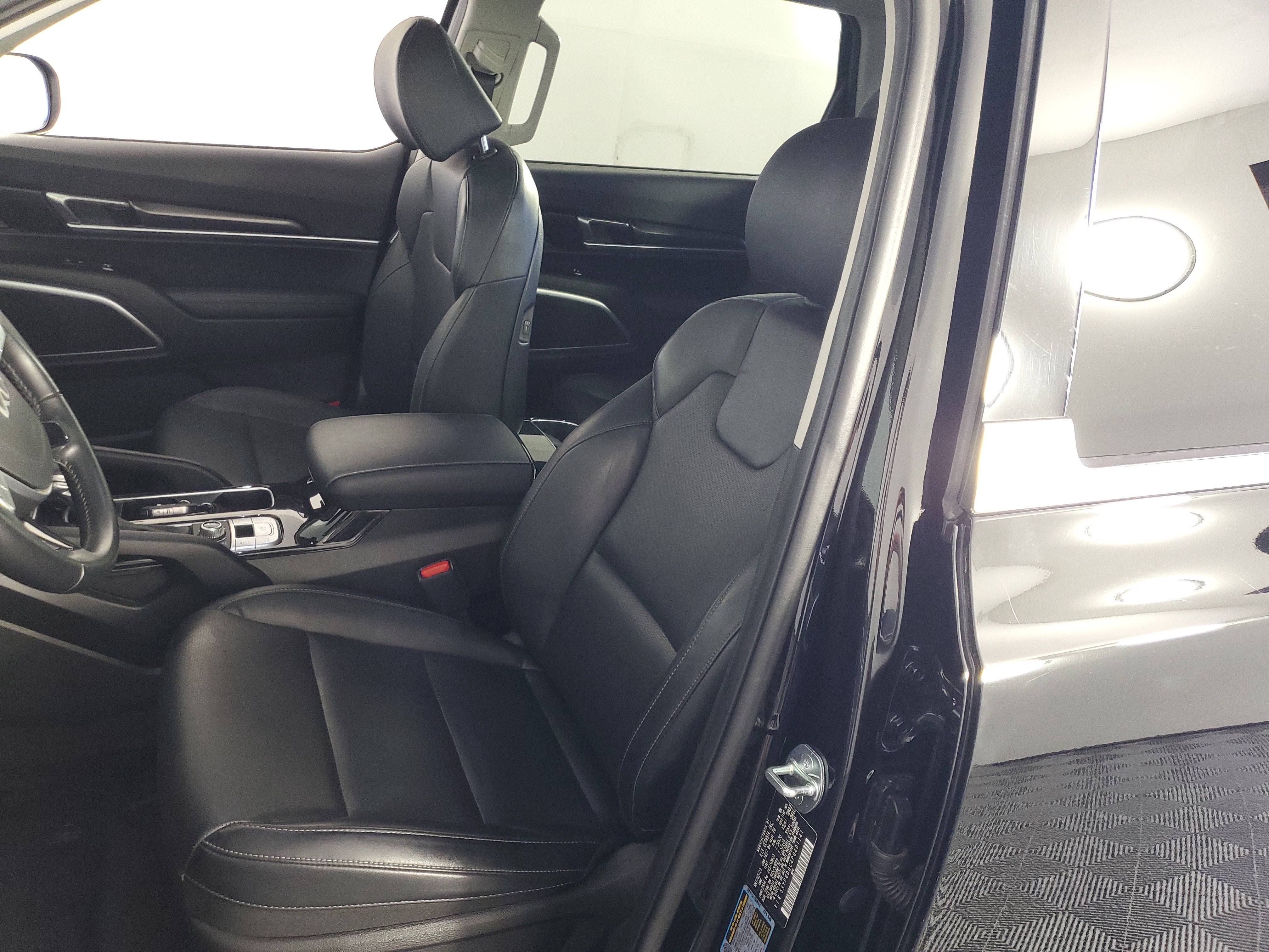 Used 2023 Kia Telluride S w/ S Sunroof Package image 12