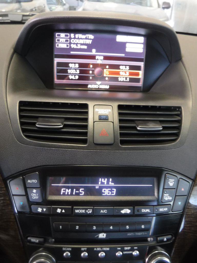 Used 2011 Acura MDX w/ Advance & Entertainment image 39