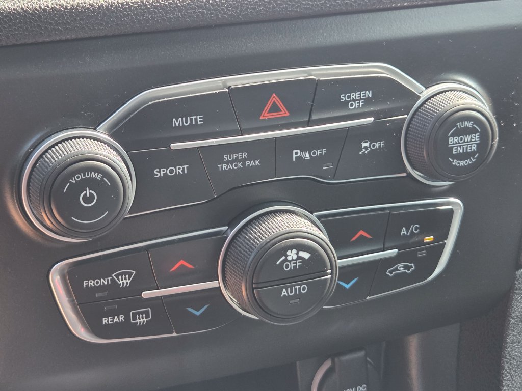 Used 2022 Dodge Charger R/T RWD image 31