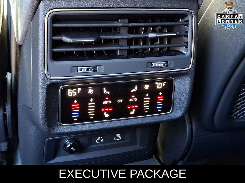 Used 2025 Audi RS Q8 performance image 11