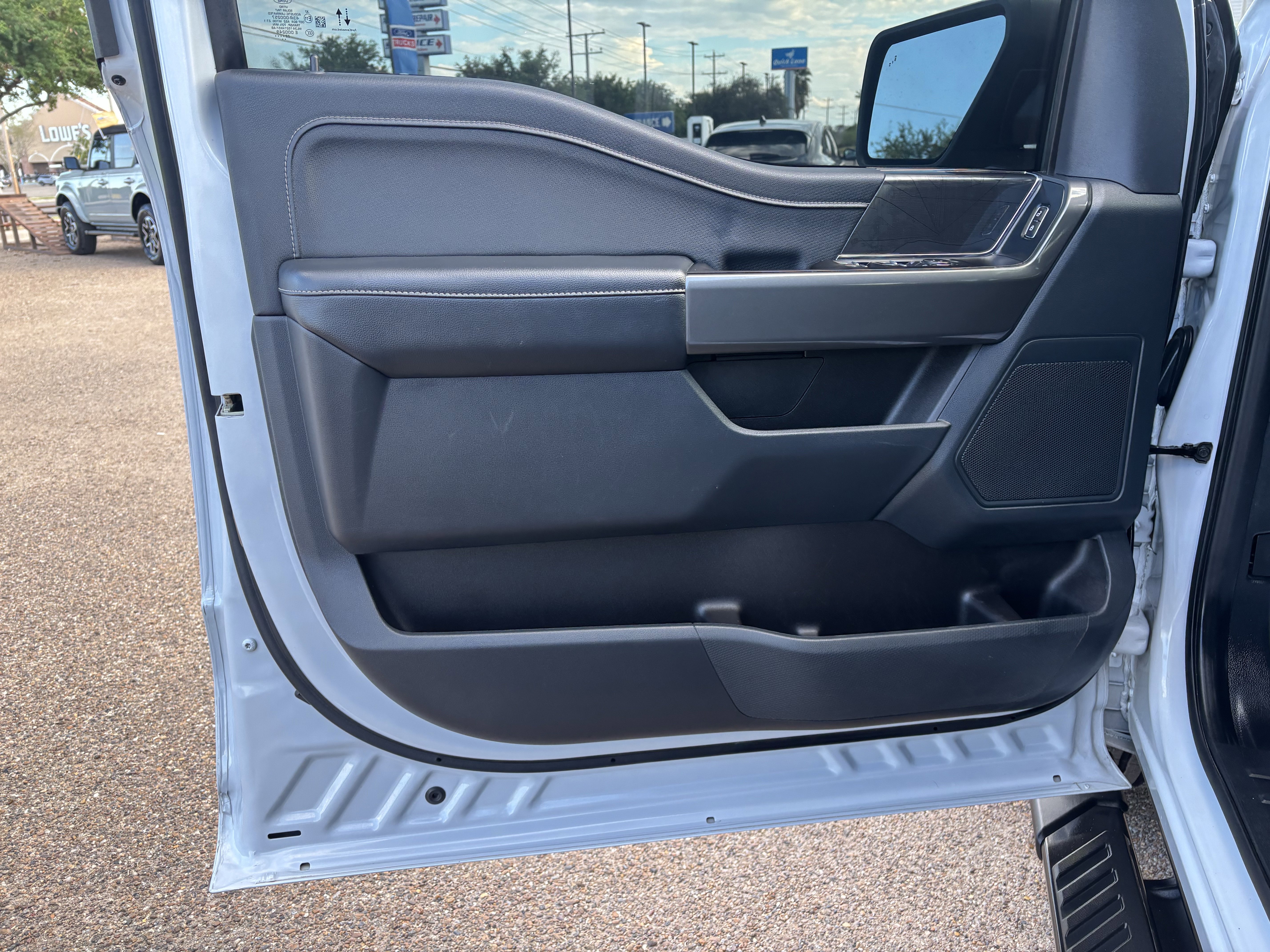 Certified 2022 Ford F150 XLT w/ Equipment Group 302A High image 9