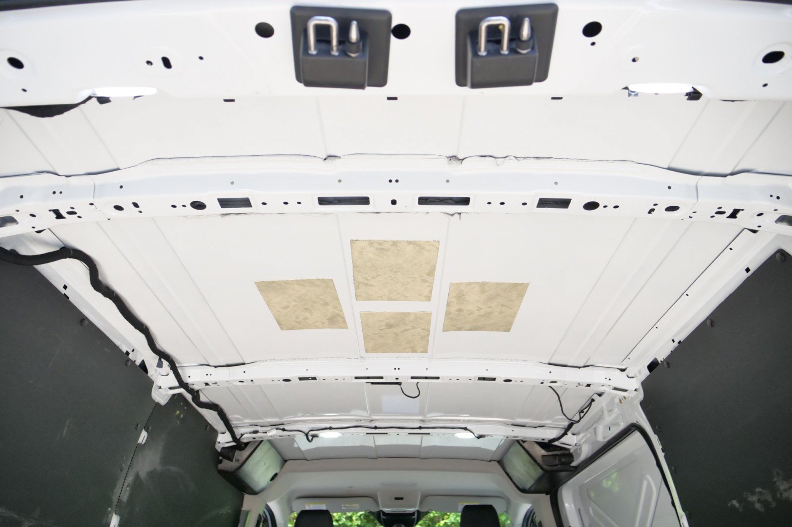 Used 2022 Ford E-Transit Low Roof w/ Load Area Protection Package RWD image 15