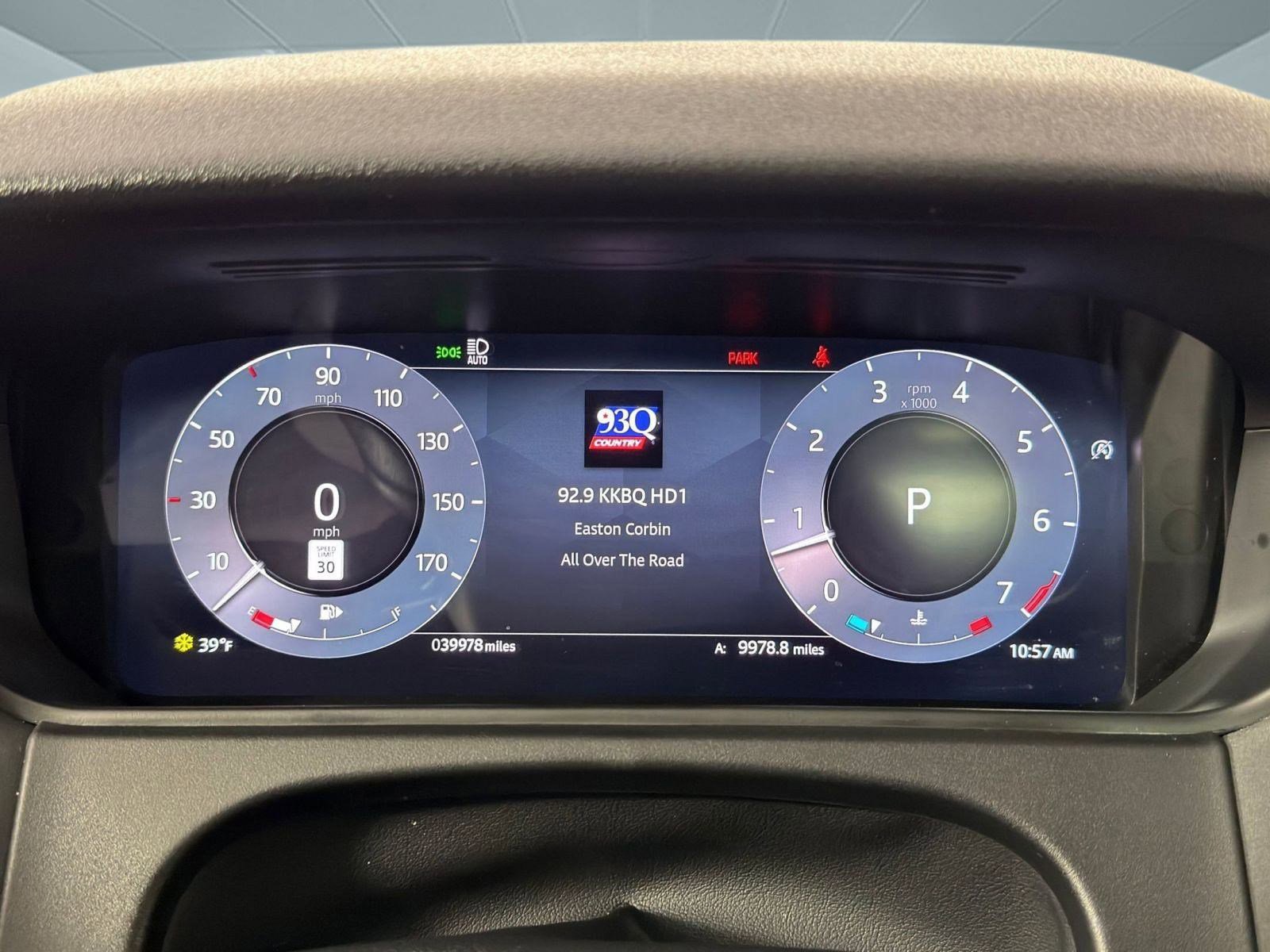 Used 2024 Land Rover Range Rover Velar Dynamic SE image 20