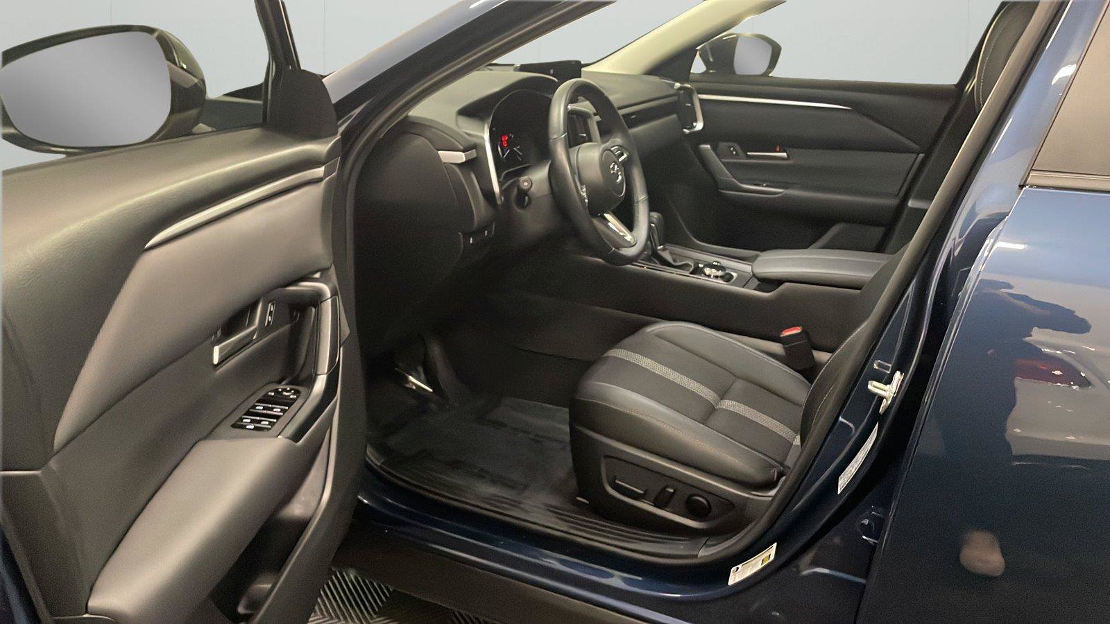 Used 2024 MAZDA CX-50 AWD 2.5 S w/ Preferred Package image 23