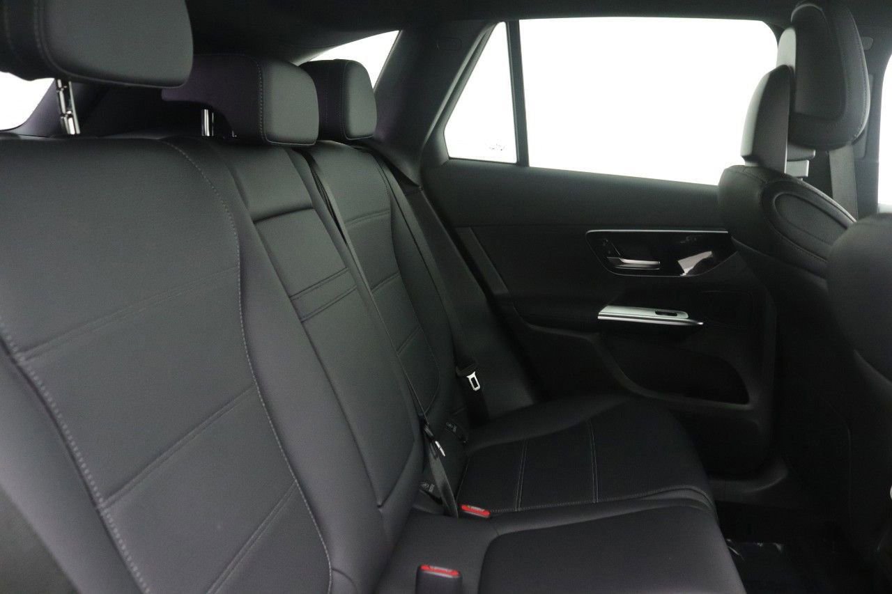 Certified 2026 Mercedes-Benz GLC 300 image 30