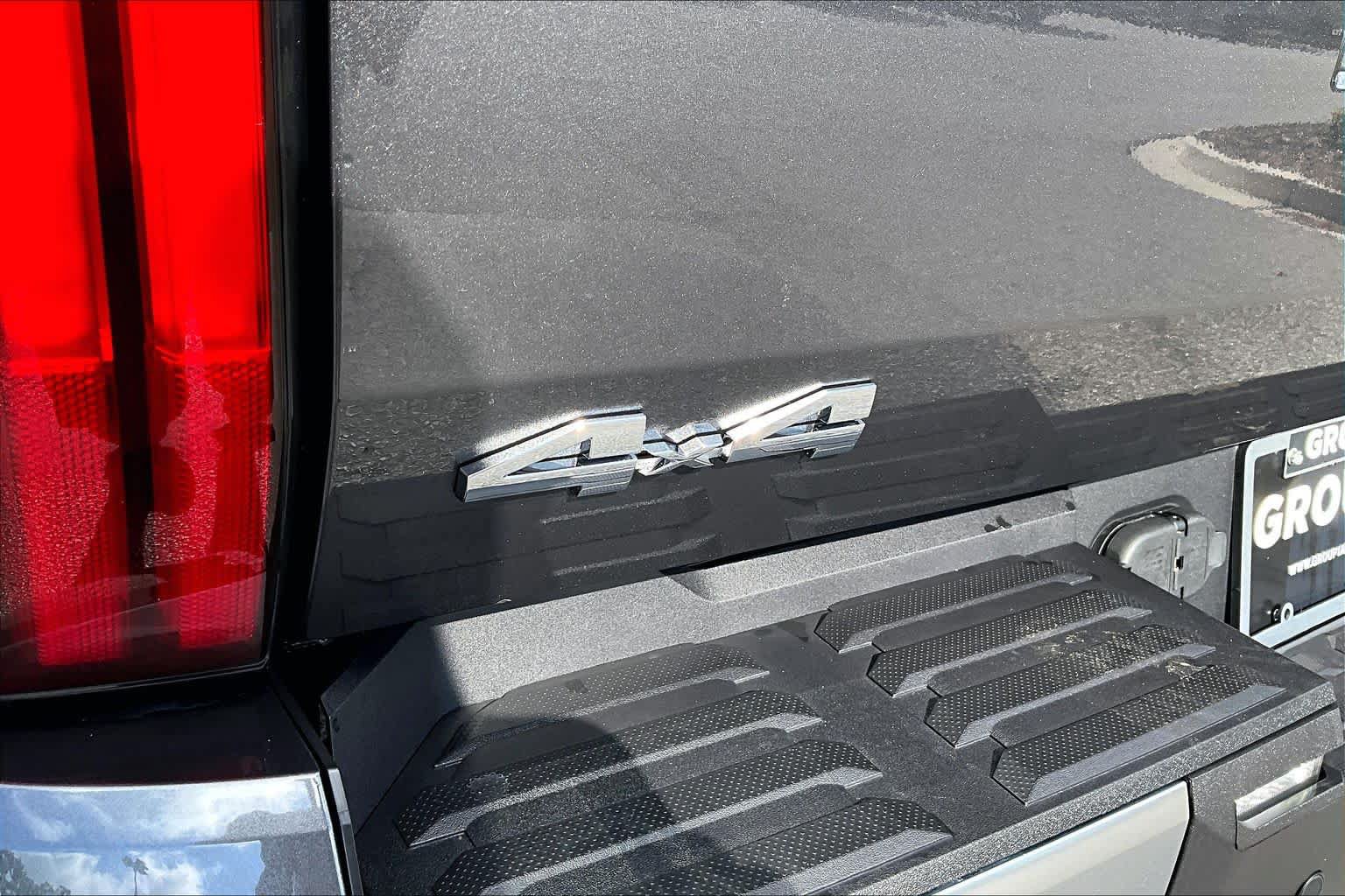 Used 2025 Toyota Tundra Limited AWD/4WD image 10