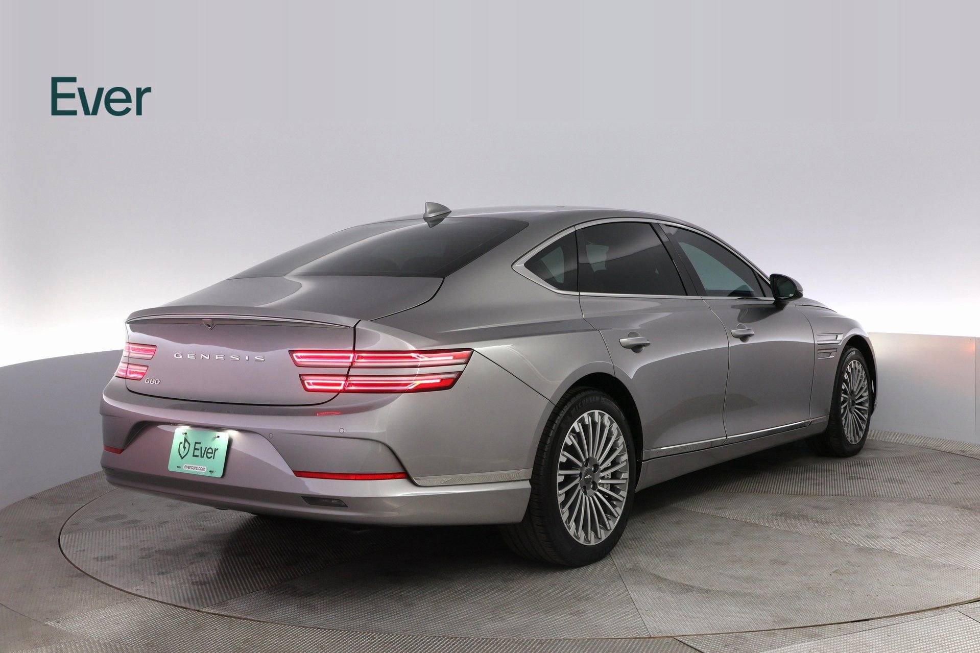Used 2024 Genesis G80 image 12