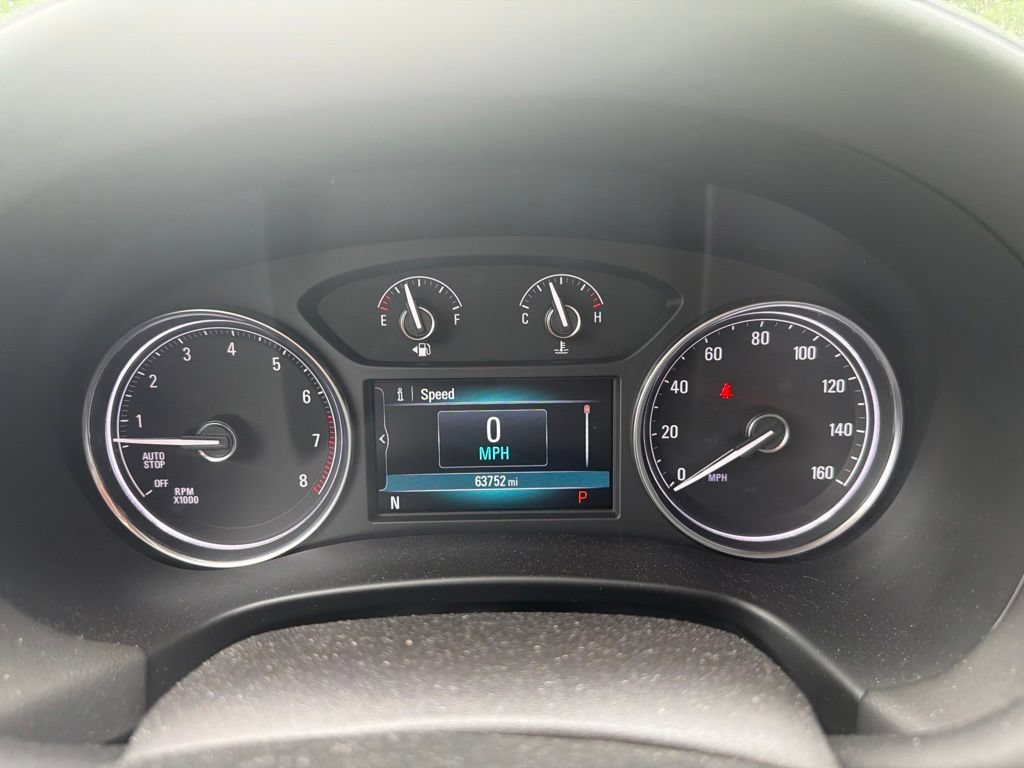Used 2018 Buick Enclave Premium AWD/4WD image 26