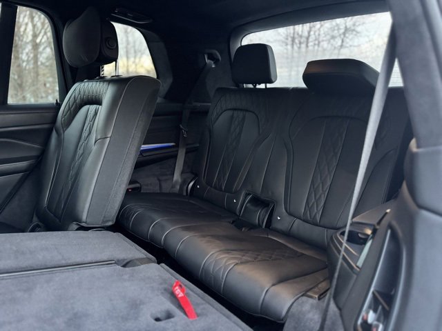 Used 2024 BMW X7 M60i w/ Executive Package image 15