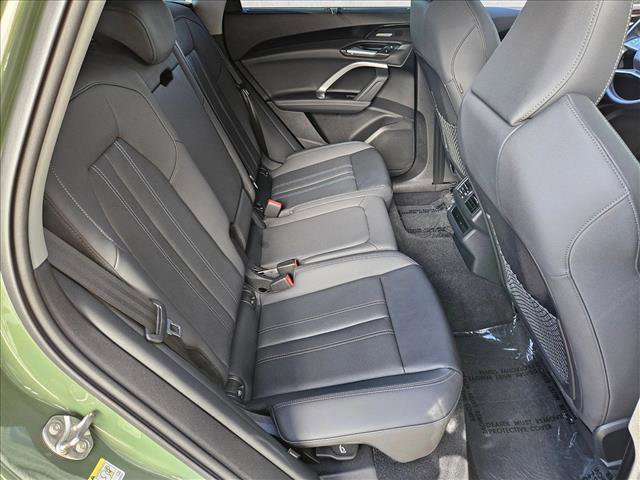 Used 2025 Audi Q5 Premium Plus w/ Premium Plus image 18