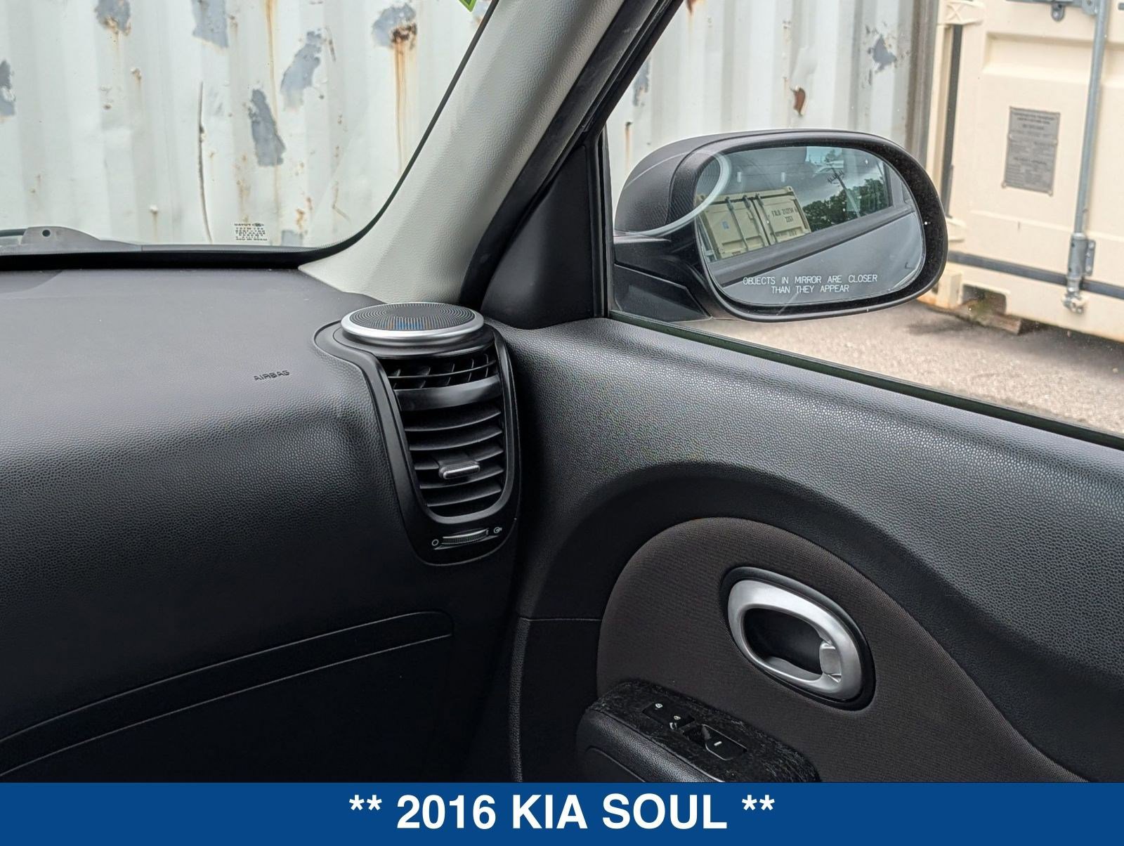 Used 2016 Kia Soul image 17