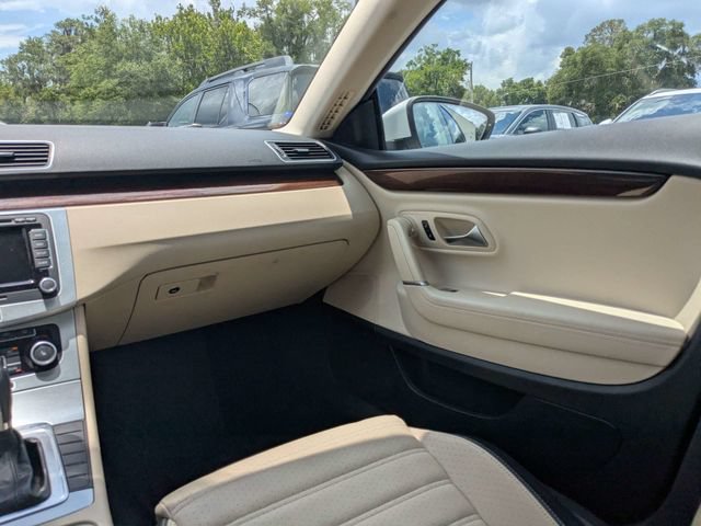 Used 2012 Volkswagen CC Lux FWD image 14