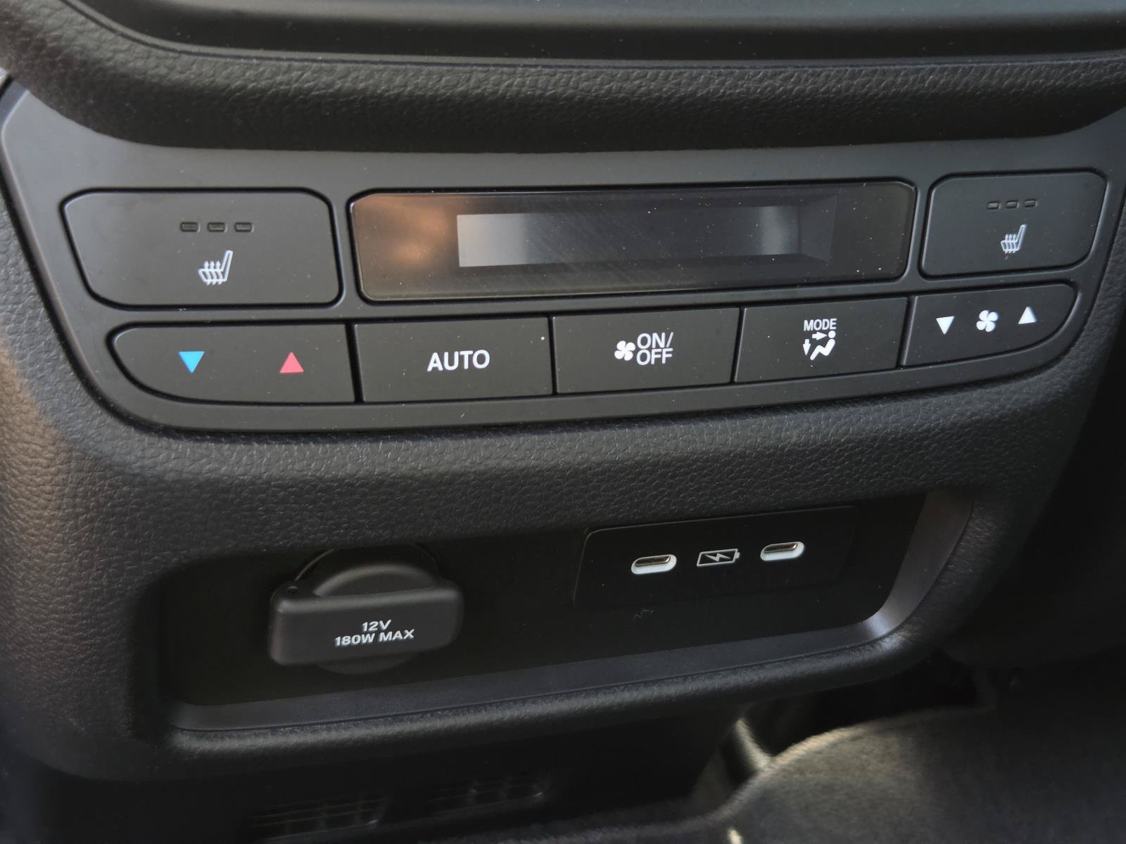 Used 2025 Honda Ridgeline Black Edition image 13