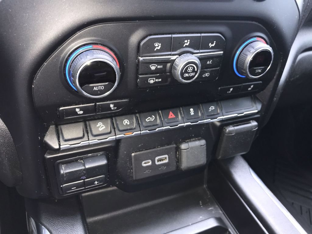 Used 2020 Chevrolet Silverado 1500 LT Trail Boss image 18