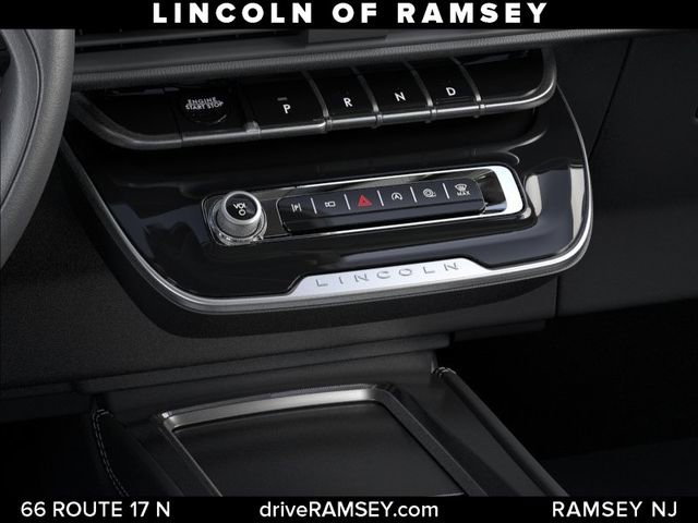 New 2026 Lincoln Corsair Premiere image 16