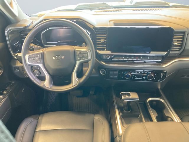 Used 2024 Chevrolet Silverado 1500 LT Trail Boss w/ Convenience Package II image 10