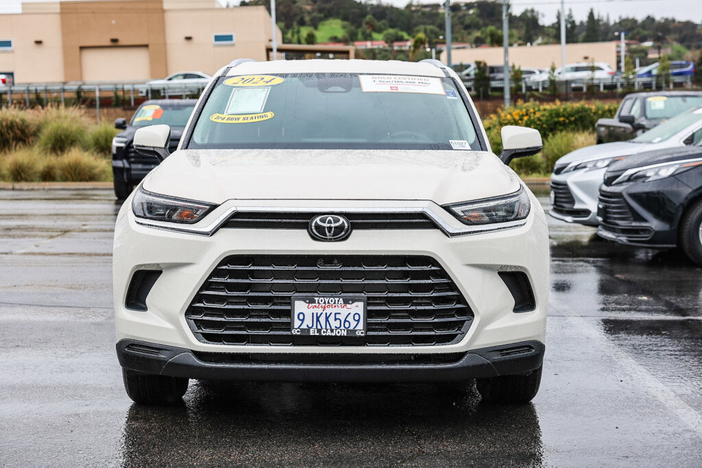 Certified 2024 Toyota Grand Highlander XLE image 18