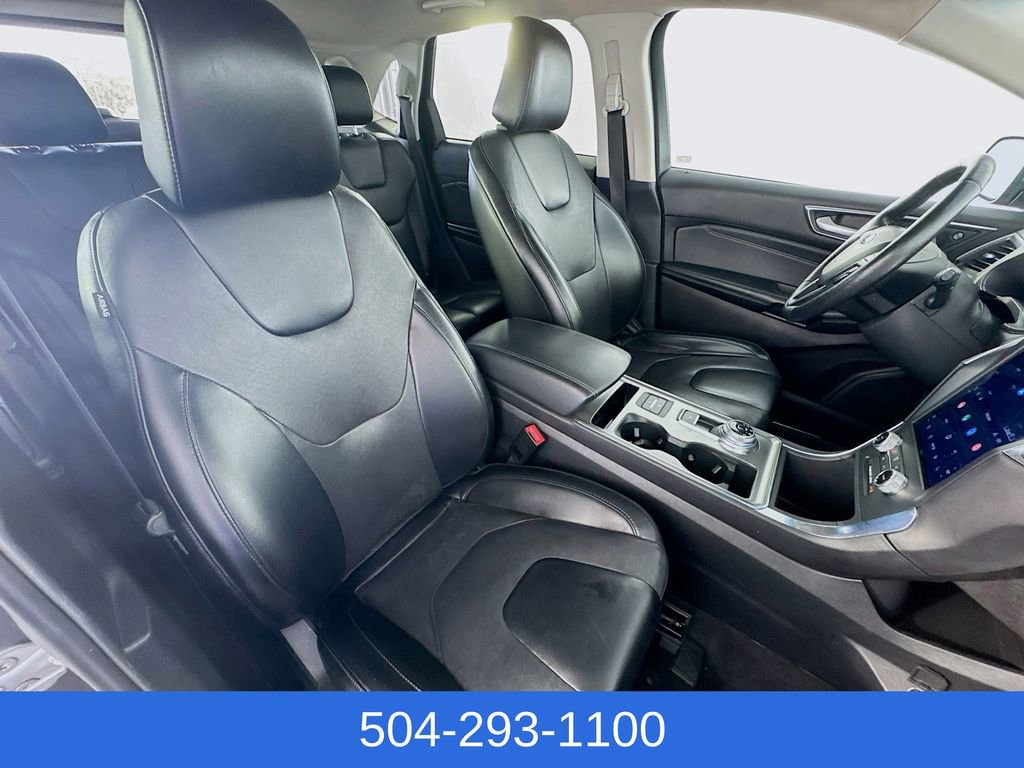 Used 2022 Ford Edge Titanium w/ Equipment Group 301A image 29