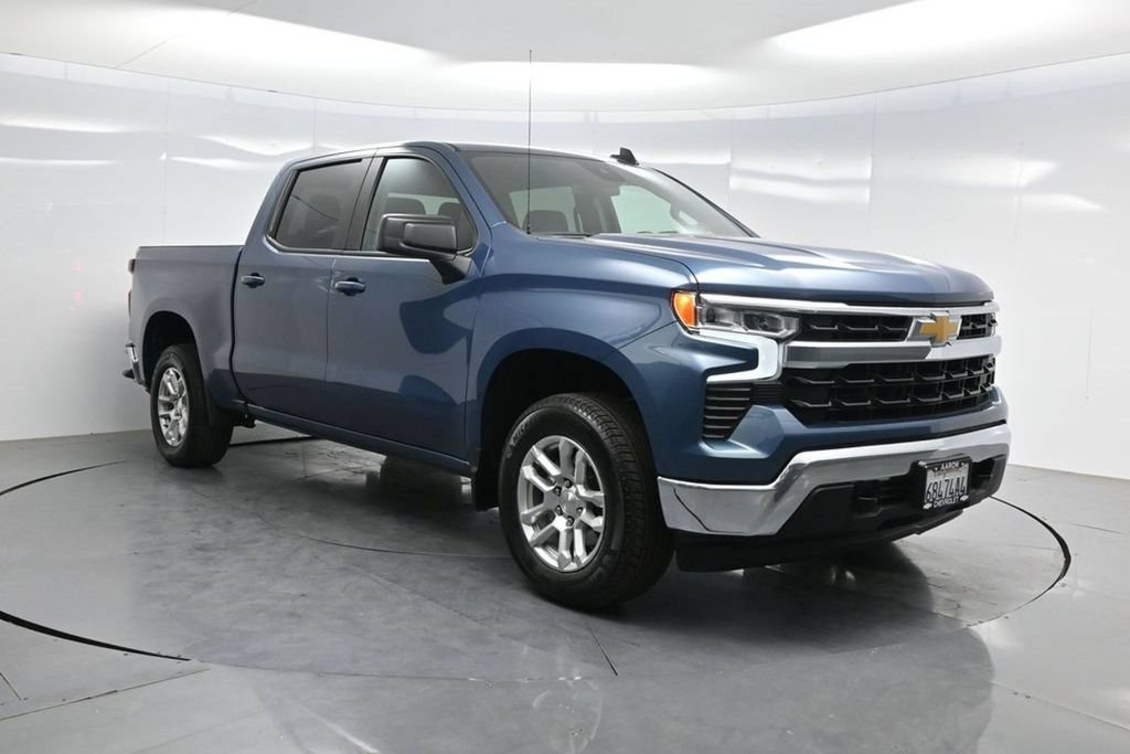 Used 2024 Chevrolet Silverado 1500 LT AWD/4WD image 38