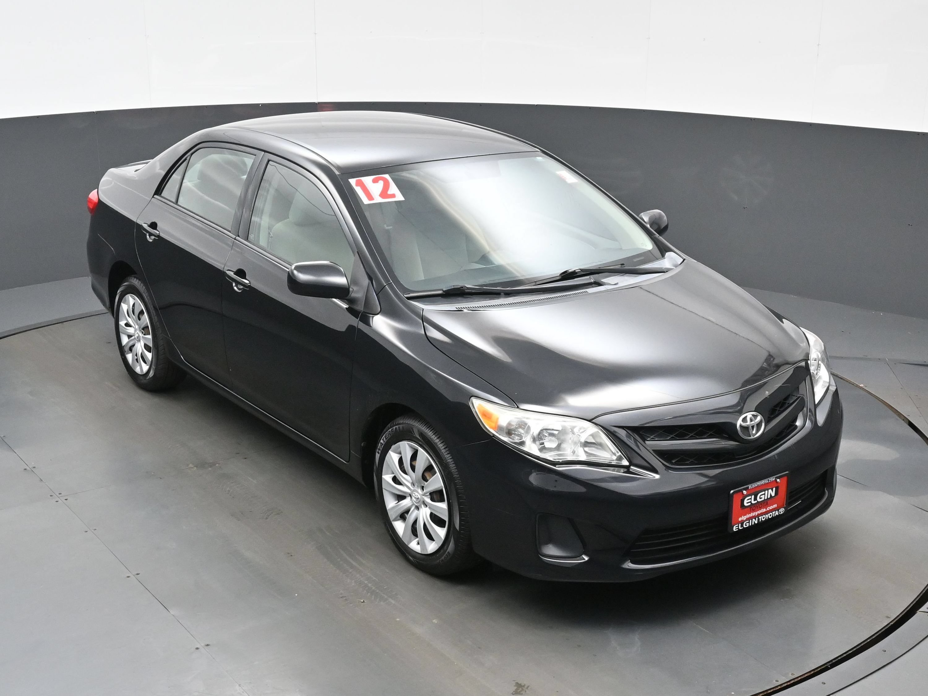 Used 2012 Toyota Corolla LE FWD image 29