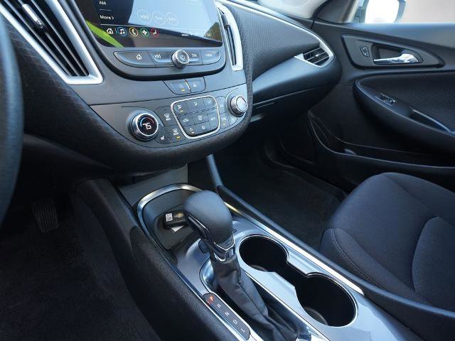 Used 2024 Chevrolet Malibu LT image 10