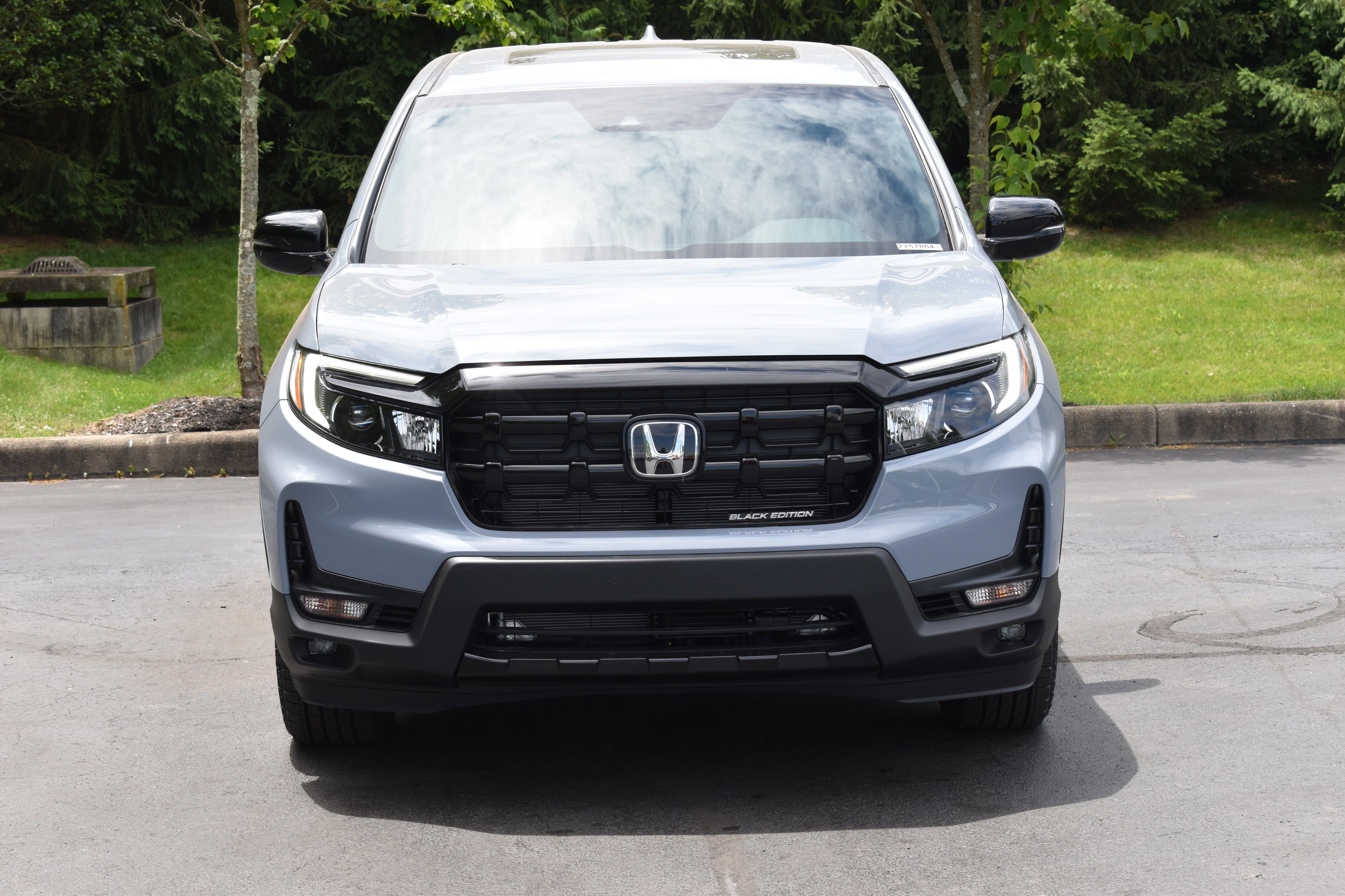 New 2026 Honda Ridgeline Black Edition image 2