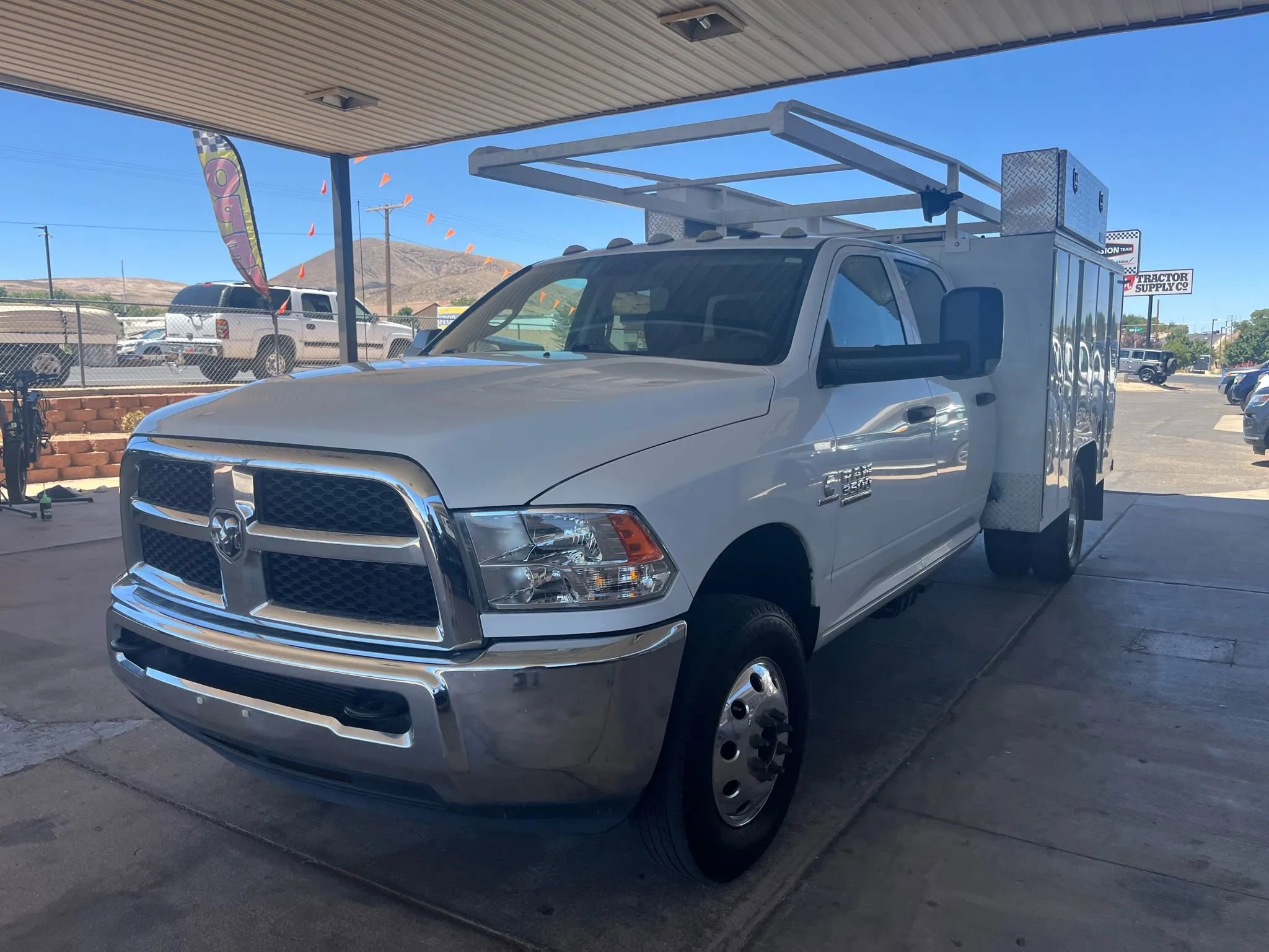Used 2017 RAM 3500 Tradesman w/ Chrome Appearance Group image 1