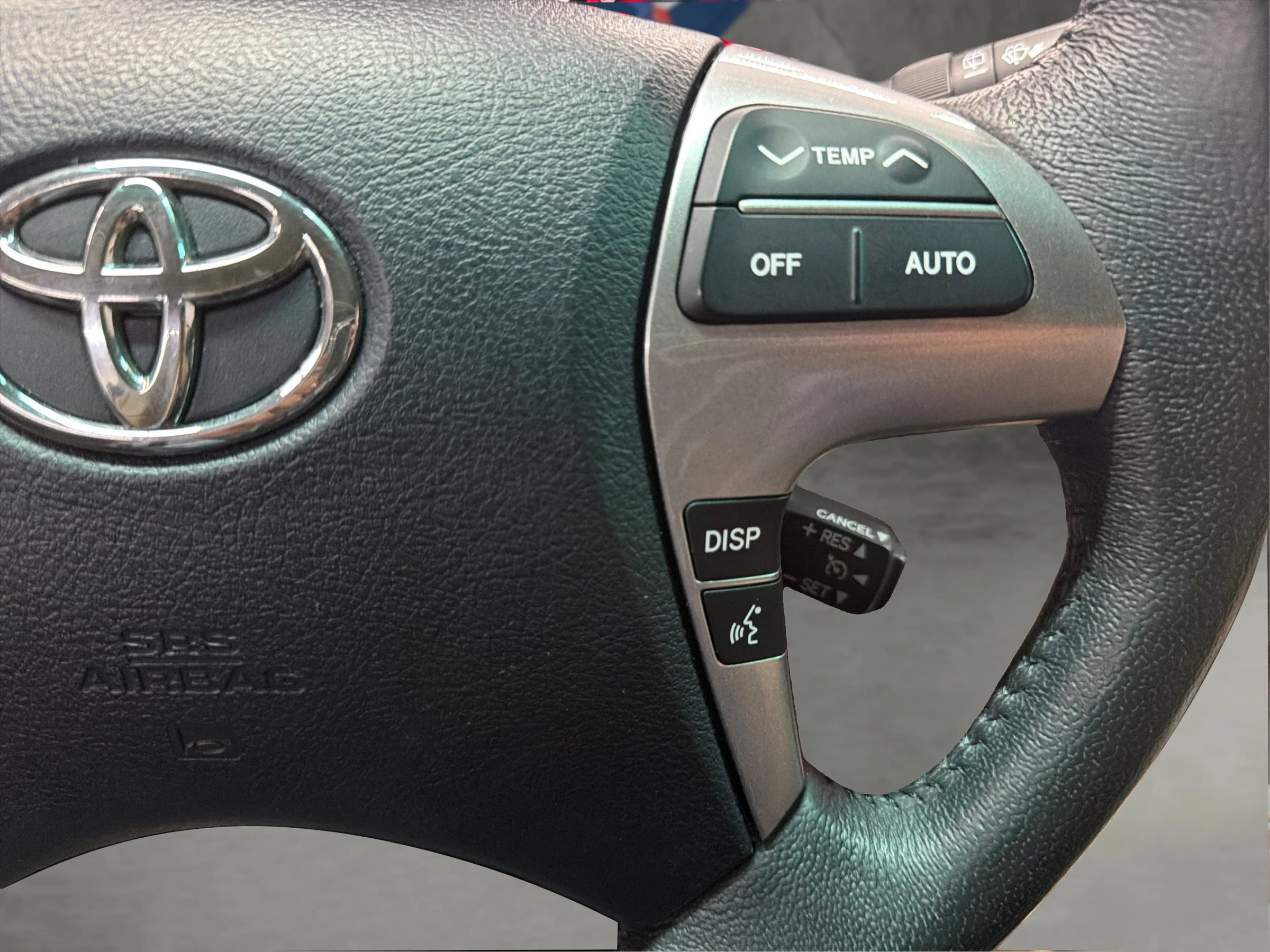 Used 2011 Toyota Highlander Limited w/ Tow Pkg FWD image 25