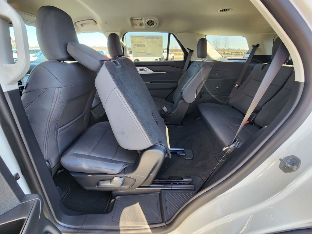 New 2026 Ford Explorer Active image 59