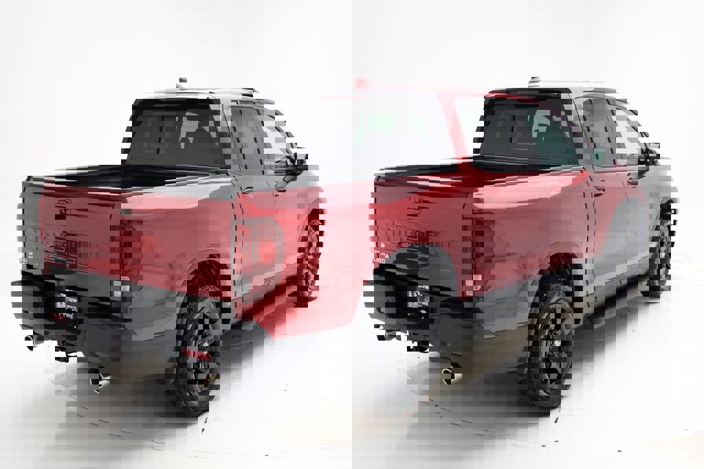 Used 2025 Honda Ridgeline Black Edition image 10