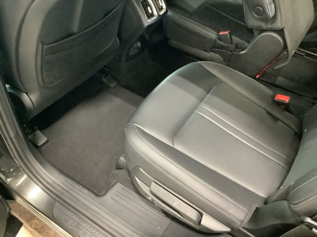 Certified 2025 Kia Sorento EX image 20