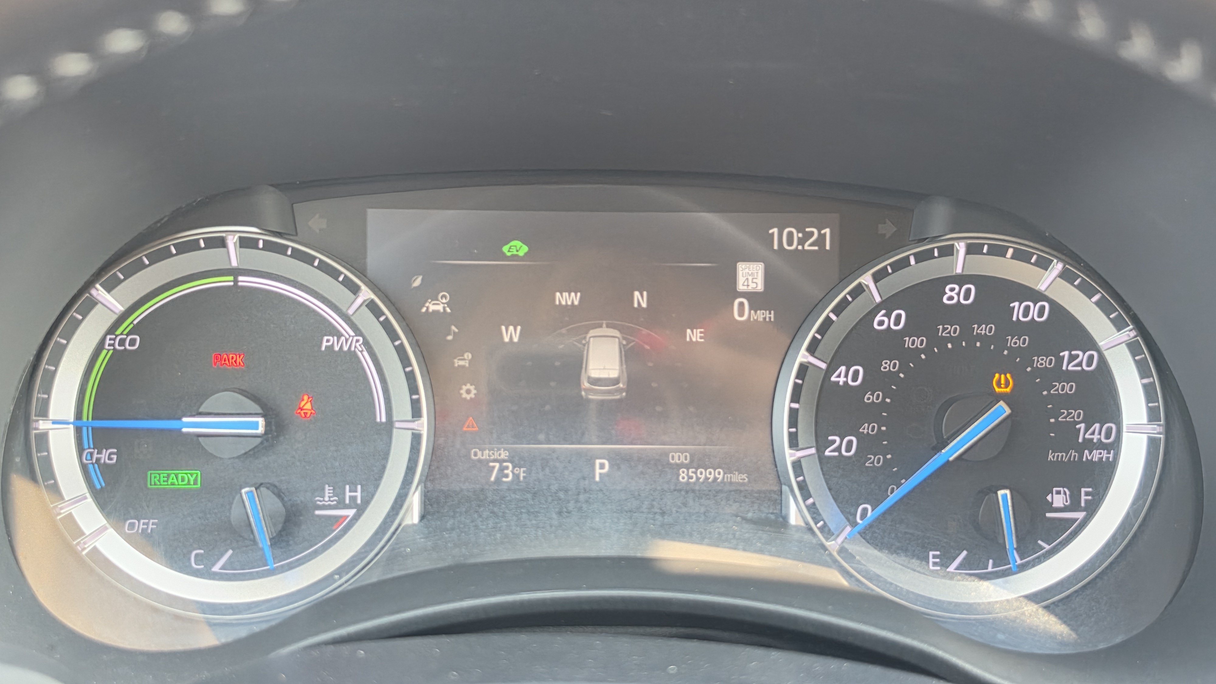 Used 2022 Toyota Highlander XLE AWD/4WD image 23