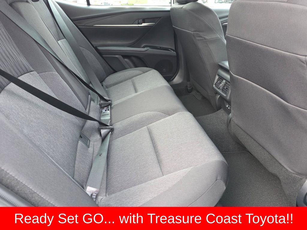 Used 2026 Toyota Camry LE FWD image 19