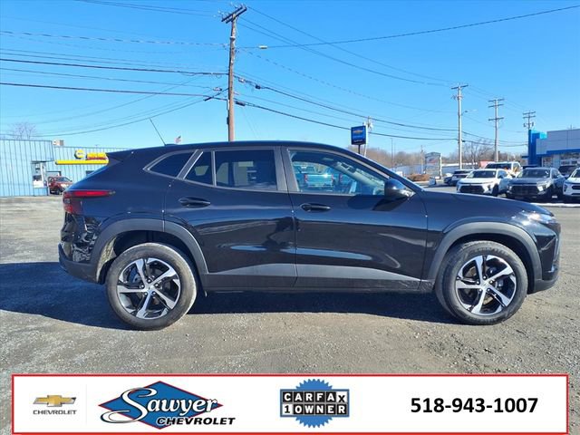 Certified 2025 Chevrolet Trax RS image 14