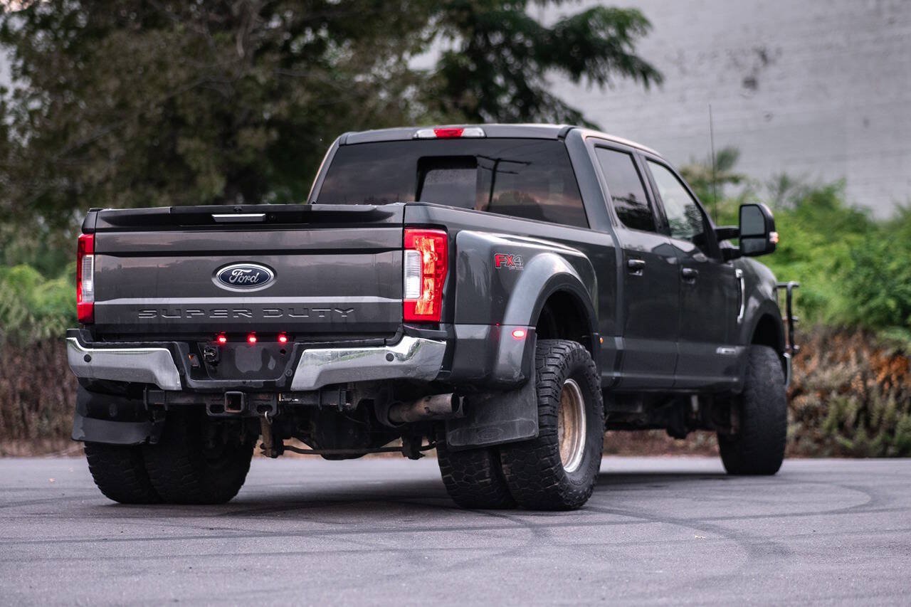 Used 2017 Ford F350 Lariat w/ FX4 Off-Road Package AWD/4WD image 12