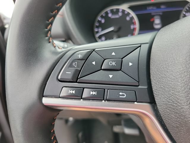Used 2025 Nissan Sentra SR FWD image 23